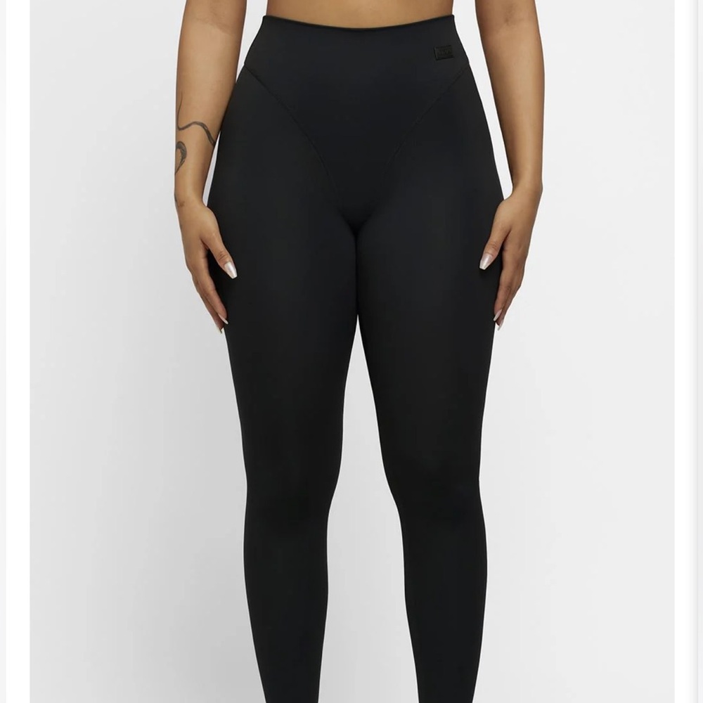 Sleek Black Leggings for Women